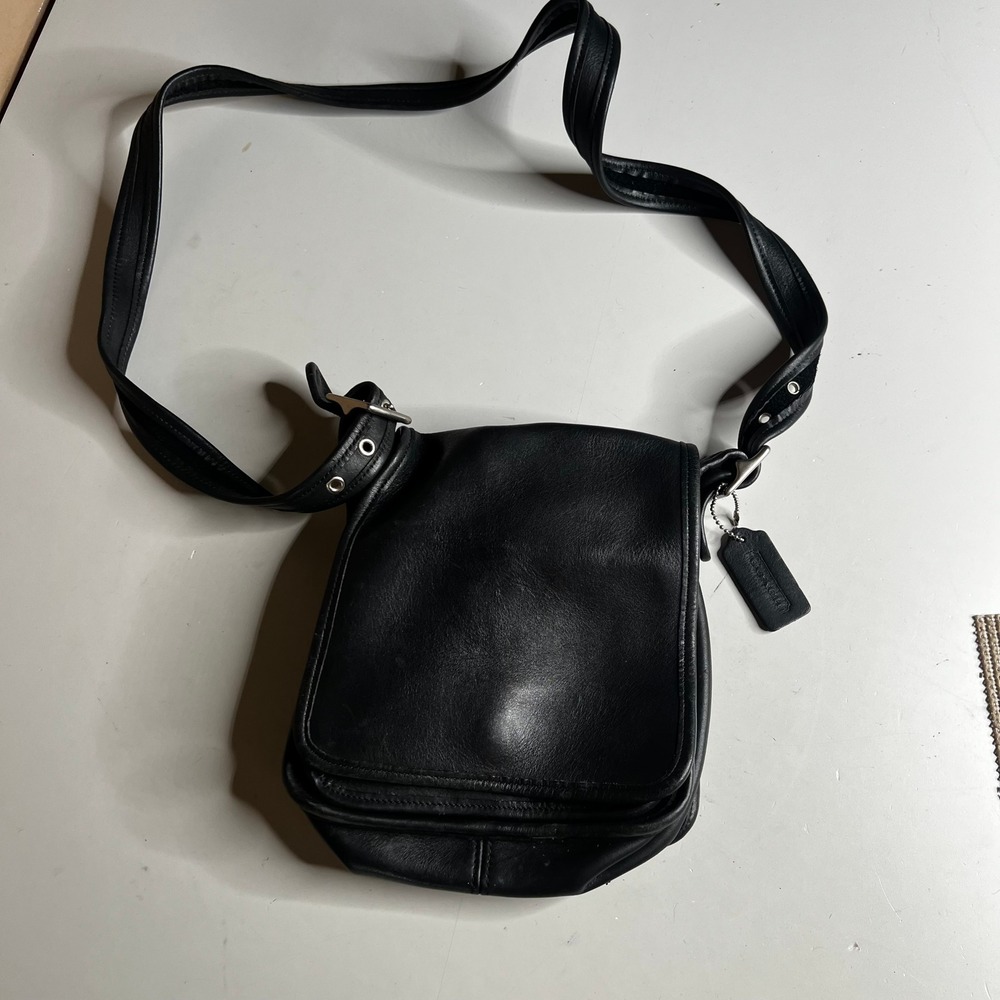 Vintage Coach Black Leather Flap Crossbody Bag 9145 Handcrafted Messenger